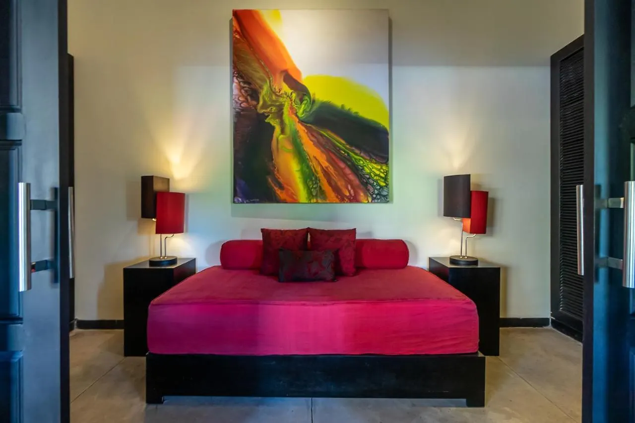 Rouge - Private Villa Passion Ubud